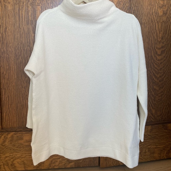 [SOLD] BNWT Free People Ottoman tunic, XS - Picture 2 of 3